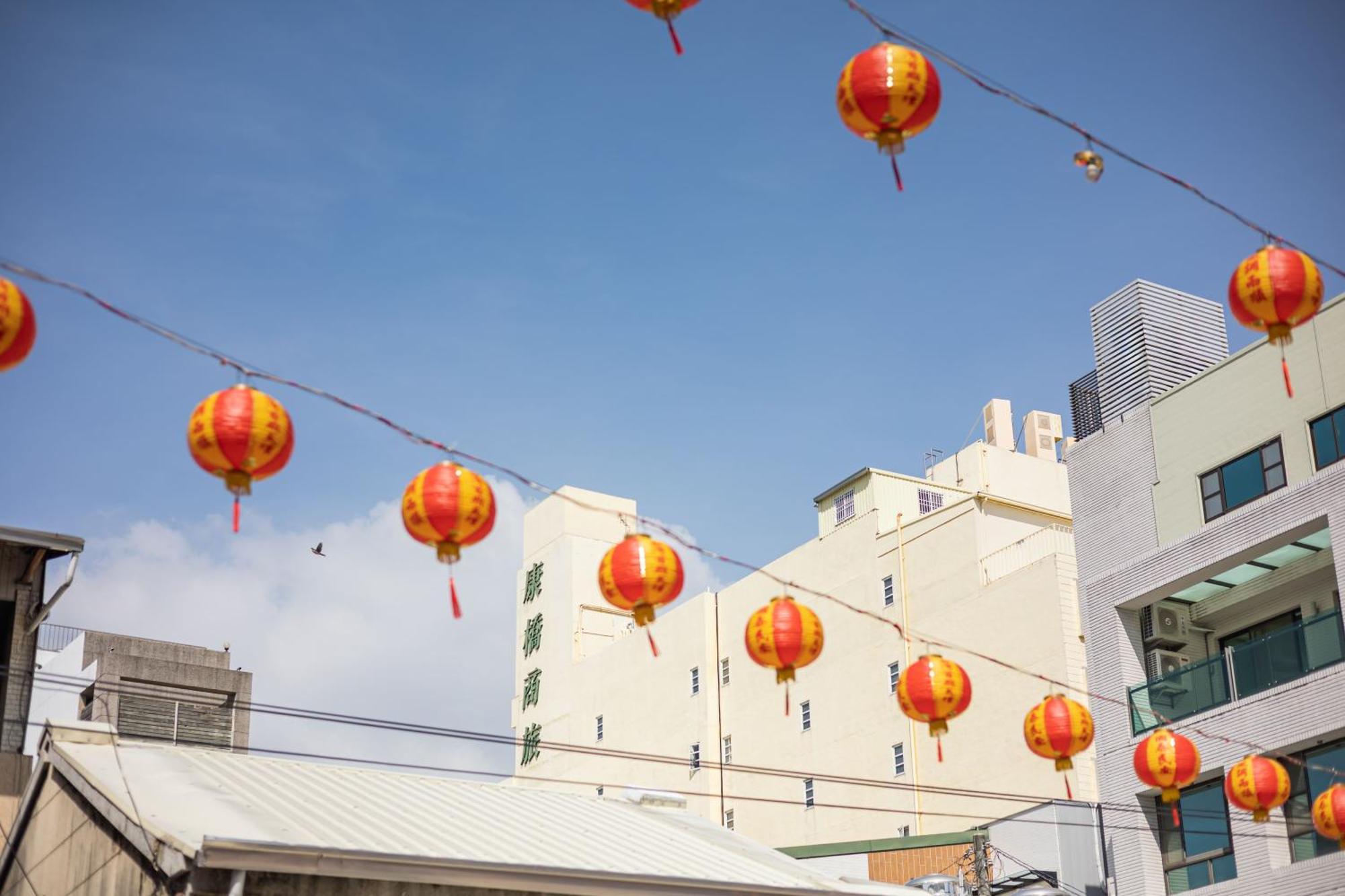 Kindness Hotel - Tainan Chihkan Tower Экстерьер фото